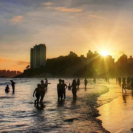 Apartamento Encantador No Guaruja, Praia Da Enseada - Apenas 600M Da Praia ! ภายนอก รูปภาพ