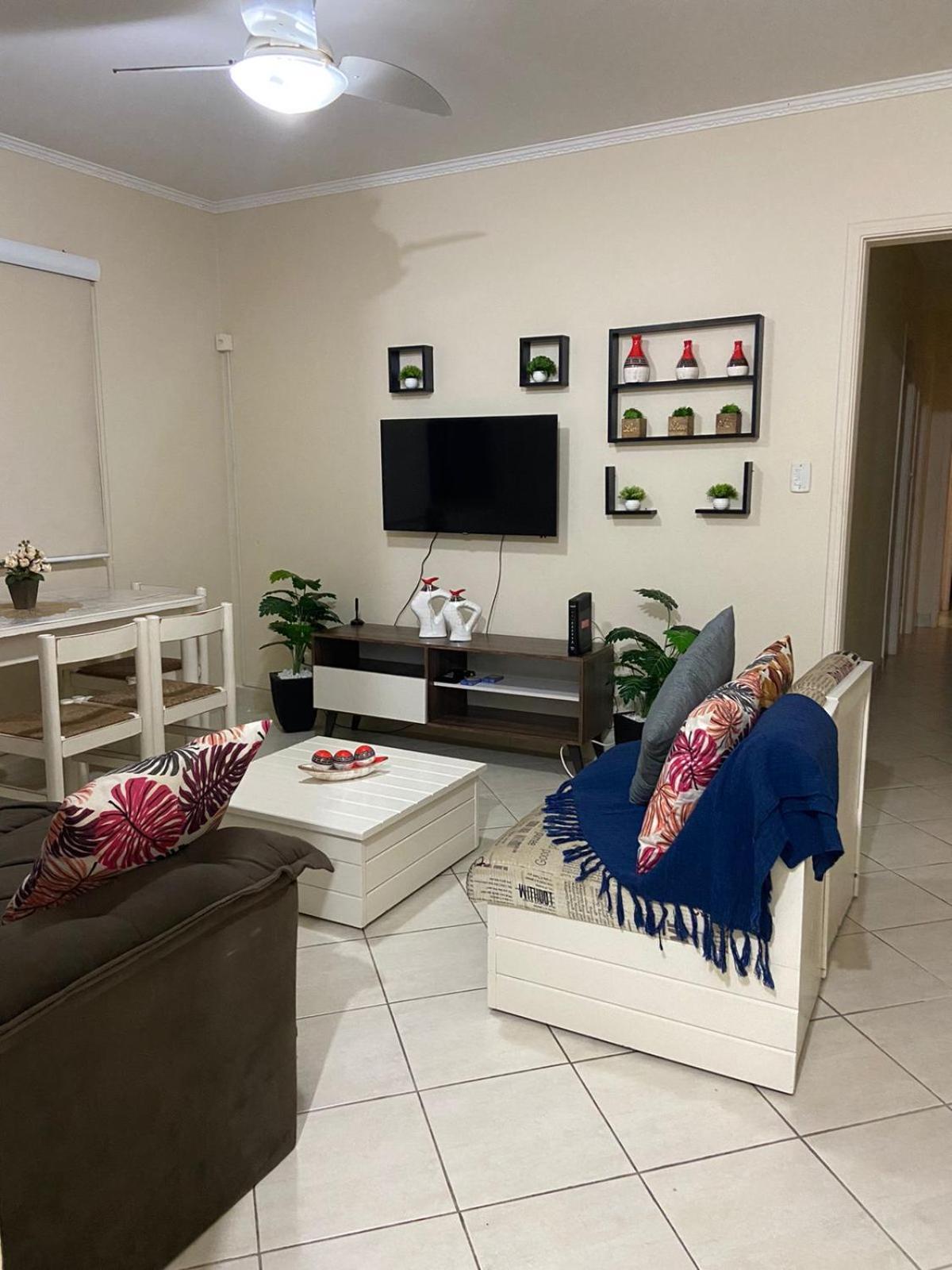 Apartamento Encantador No Guaruja, Praia Da Enseada - Apenas 600M Da Praia ! ภายนอก รูปภาพ