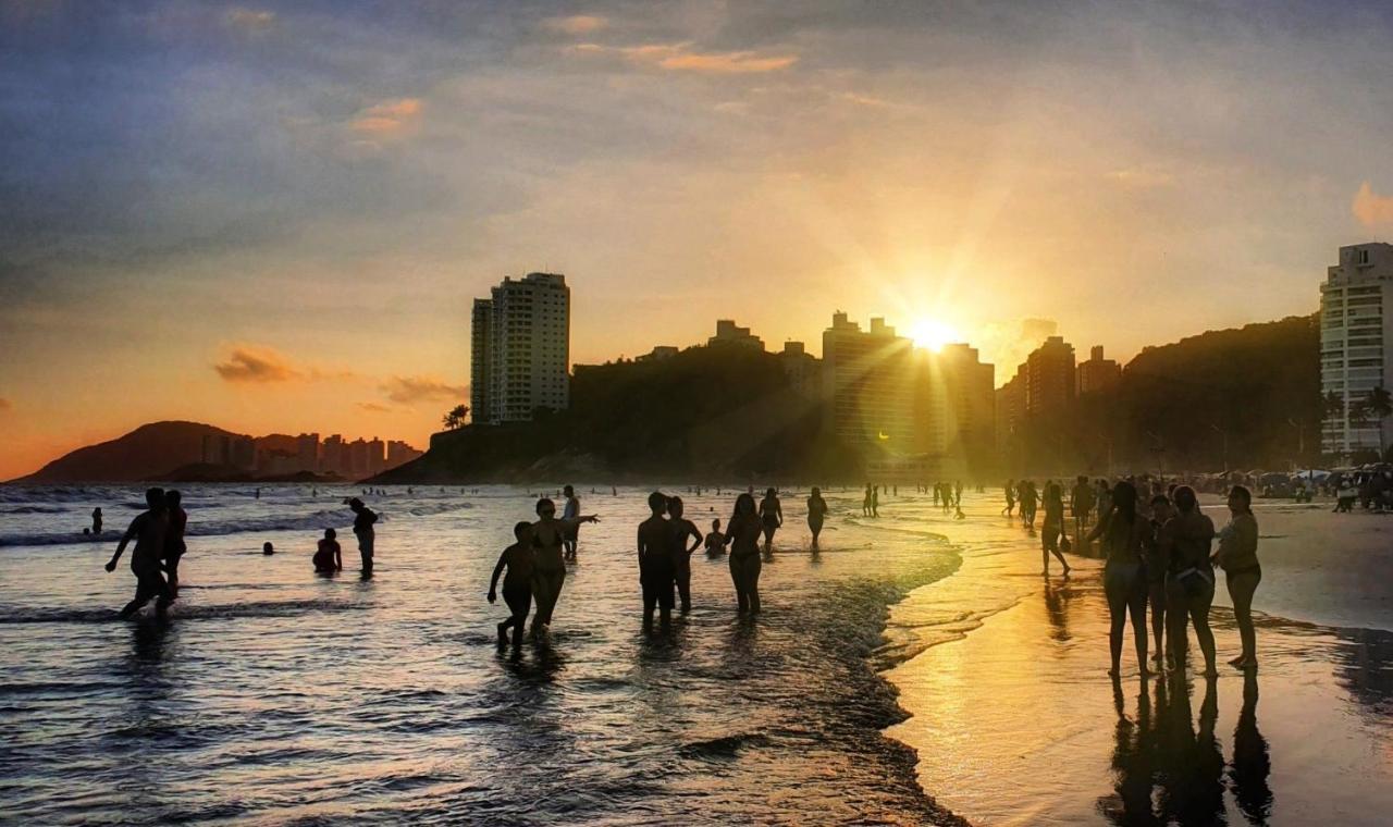Apartamento Encantador No Guaruja, Praia Da Enseada - Apenas 600M Da Praia ! ภายนอก รูปภาพ