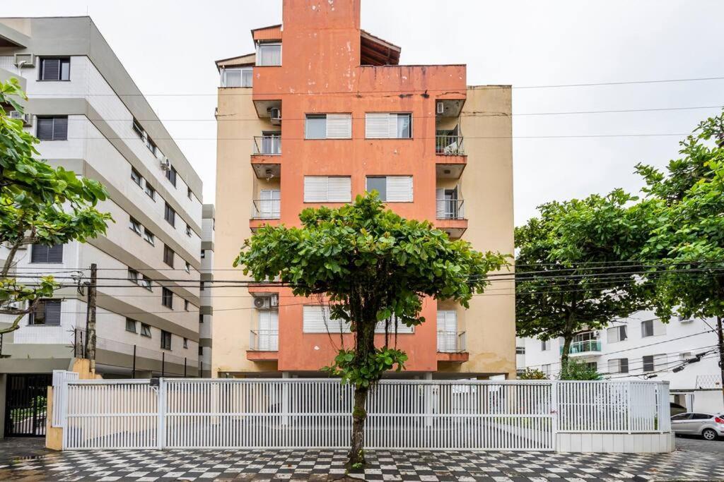 Apartamento Encantador No Guaruja, Praia Da Enseada - Apenas 600M Da Praia ! ภายนอก รูปภาพ