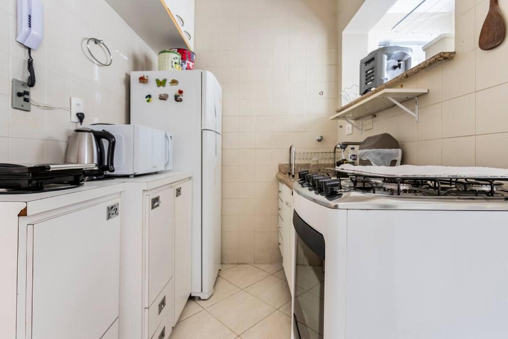 Apartamento Encantador No Guaruja, Praia Da Enseada - Apenas 600M Da Praia ! ภายนอก รูปภาพ