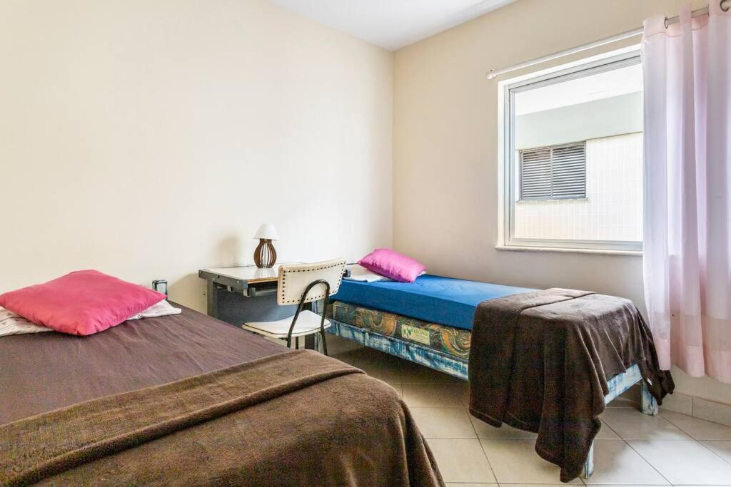 Apartamento Encantador No Guaruja, Praia Da Enseada - Apenas 600M Da Praia ! ภายนอก รูปภาพ